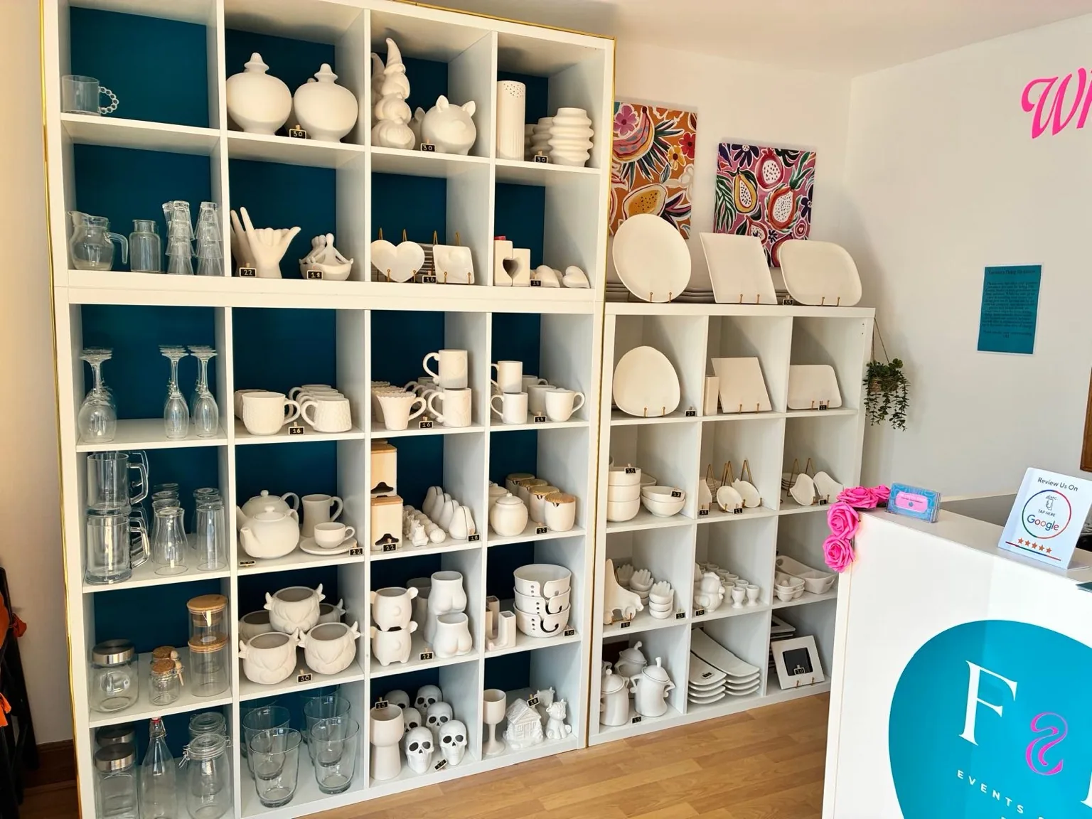 Pottery painting area in Aberdeen